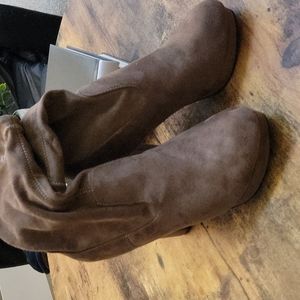 NWT Catherine Malandrino bootie size 8.5